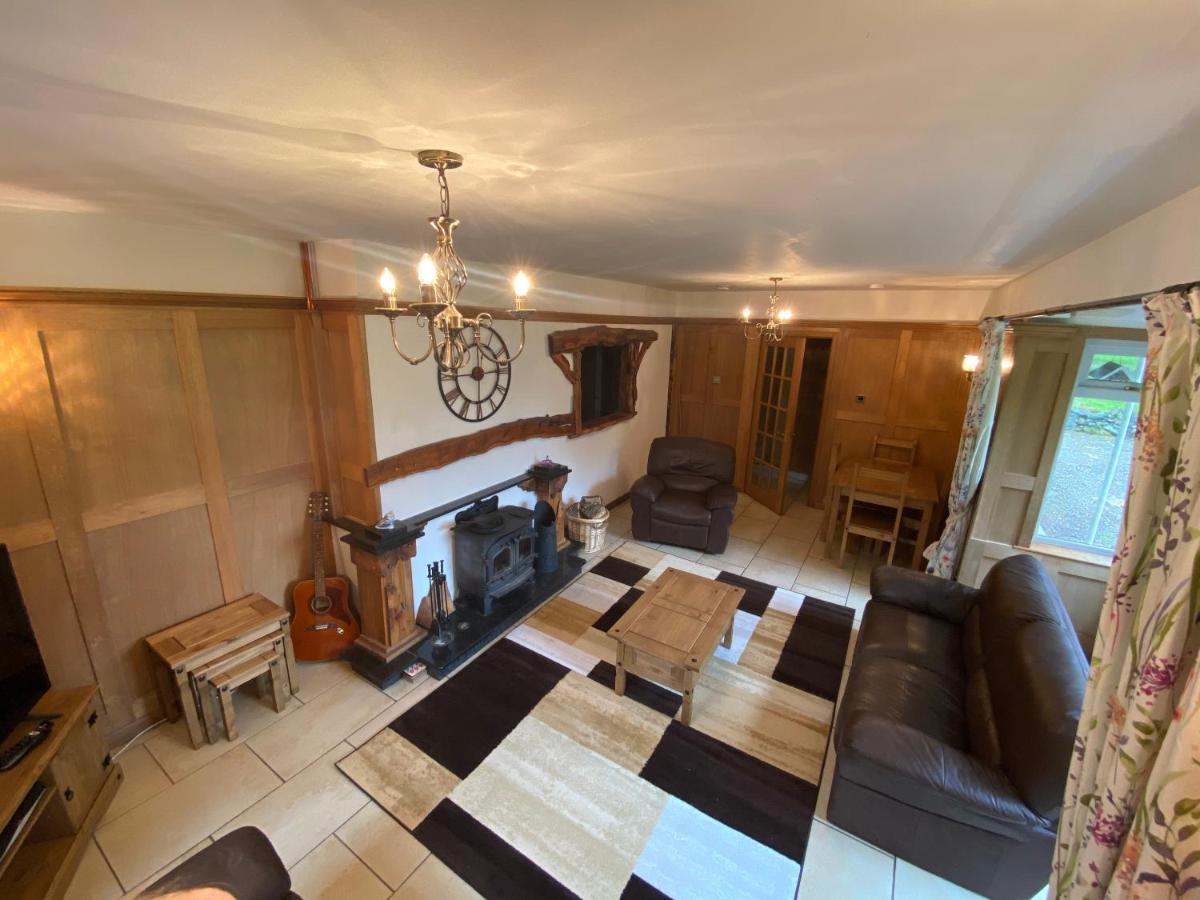 Tranquil Thornhill Cottage Retreat With Hot Tub Moniaive ภายนอก รูปภาพ