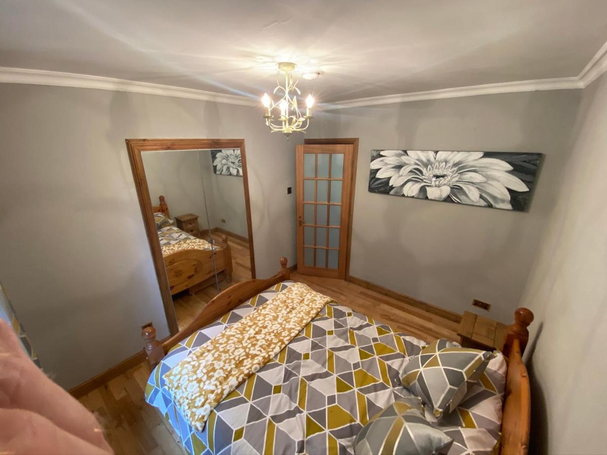 Tranquil Thornhill Cottage Retreat With Hot Tub Moniaive ภายนอก รูปภาพ