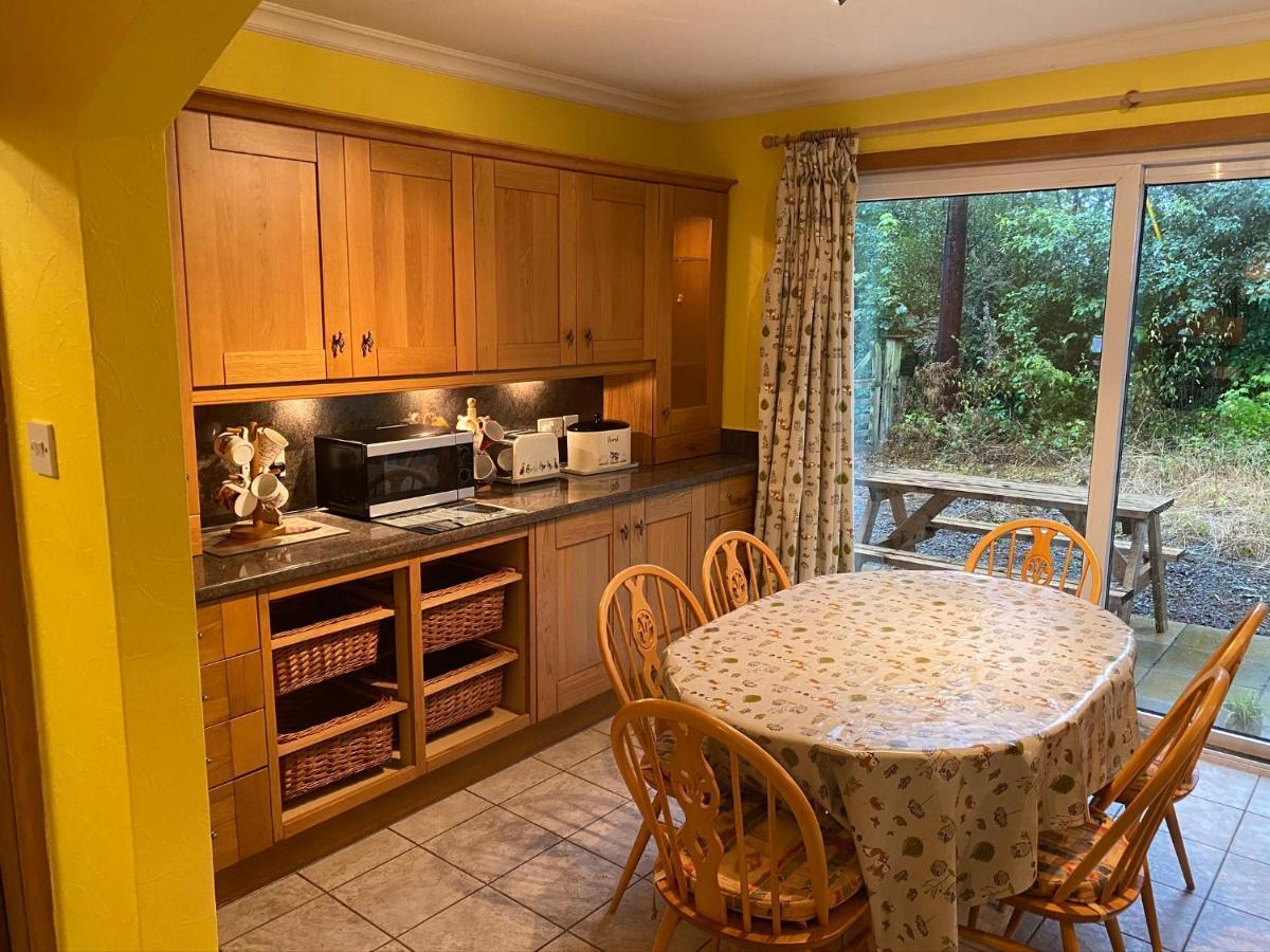 Tranquil Thornhill Cottage Retreat With Hot Tub Moniaive ภายนอก รูปภาพ