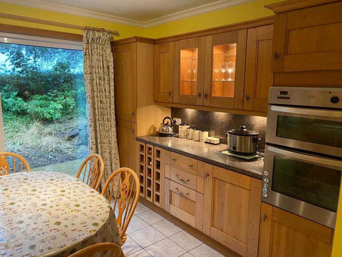 Tranquil Thornhill Cottage Retreat With Hot Tub Moniaive ภายนอก รูปภาพ